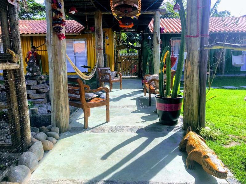 Papaya Container Inn