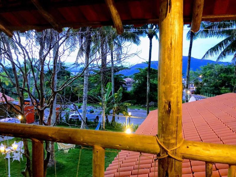 Papaya Container Inn 2*